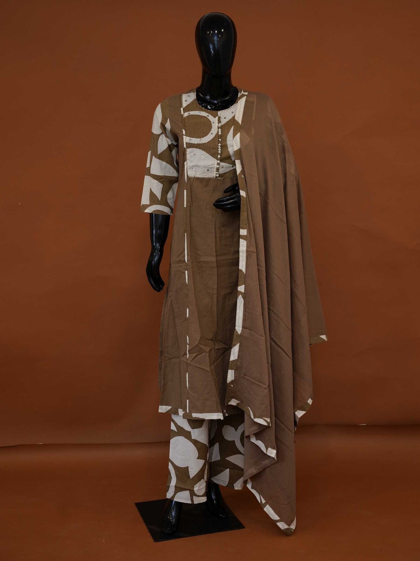 Handcrafted Earthy Brown Jaipur Cotton 3-Piece Flared Kurta Set with Abstract Prints – M to 2XL