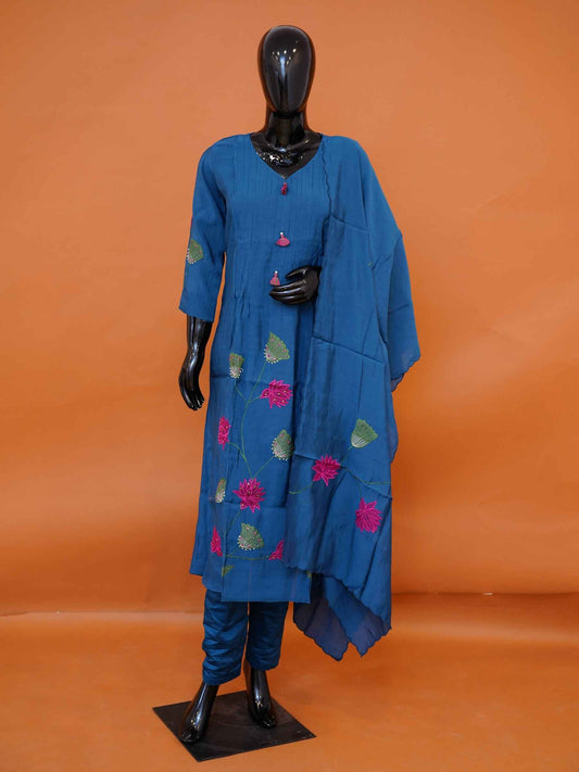 Peacock blue Mul silk 3-piece kurti set with lotus embroidery and scalloped dupatta