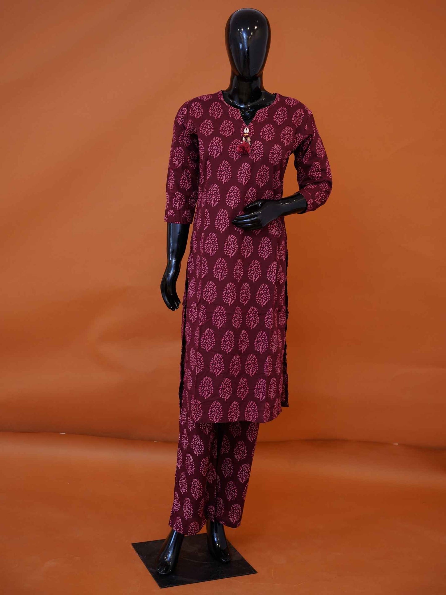 Maroon and pink block printed cotton 2-piece kurti set with shell tassels