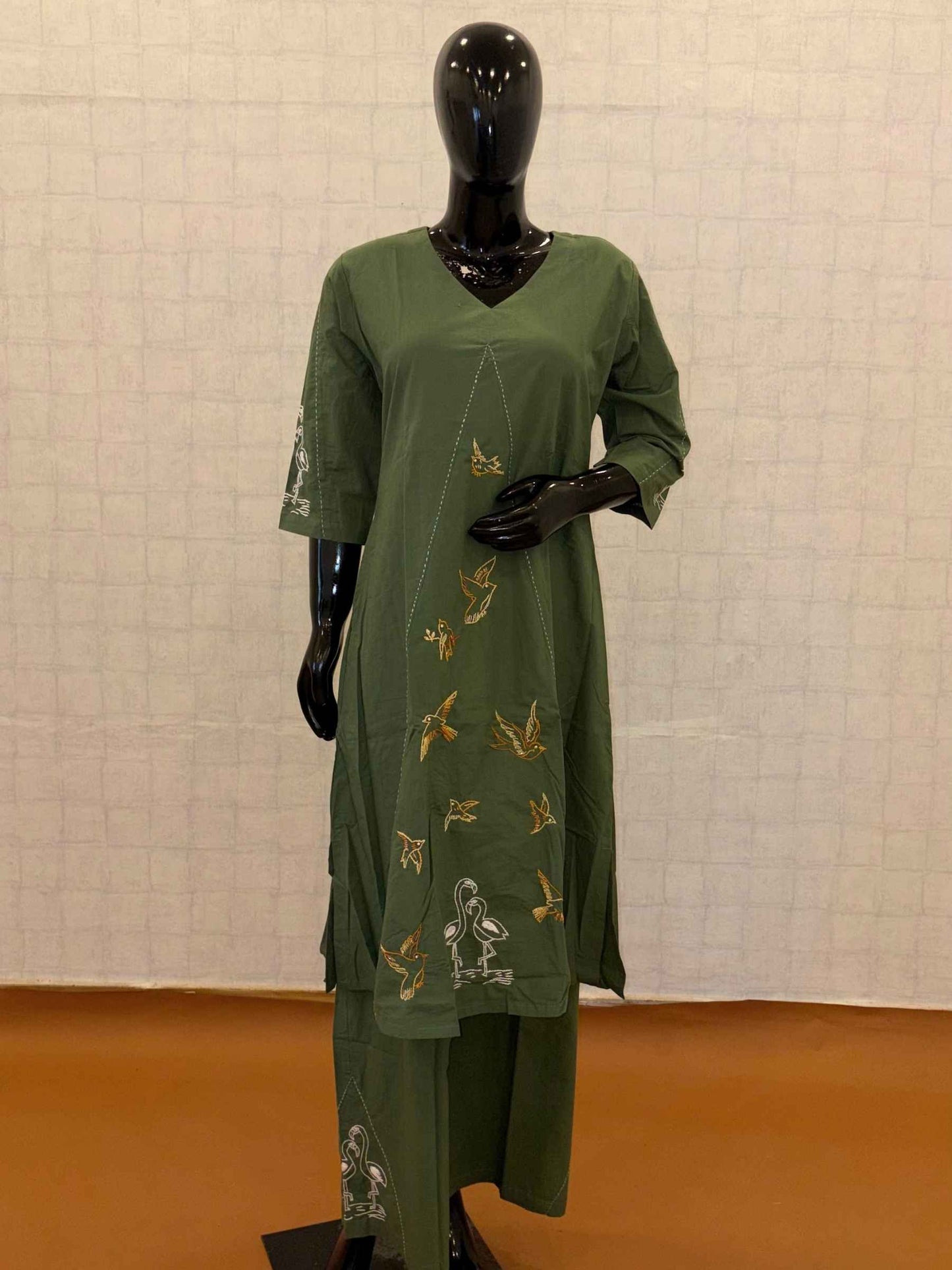 Olive green soft cotton 2-piece kurti pant set with bird motif thread embroidery