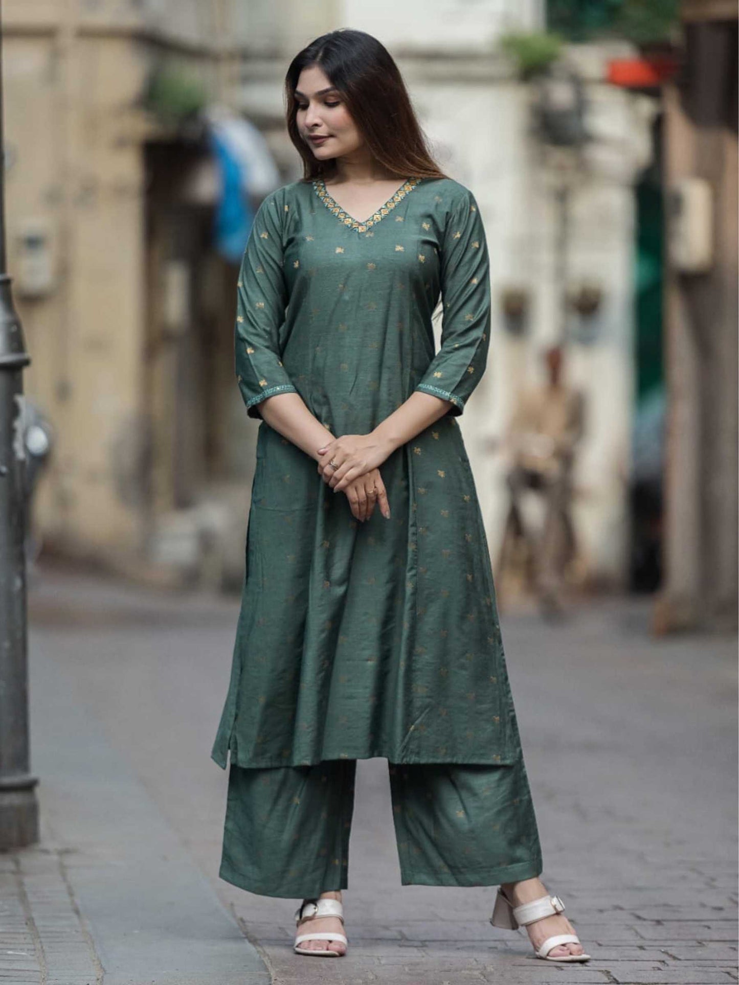 Deep Olive Green Chanderi Mukaish Work Kurta Set – Medium to 3XL