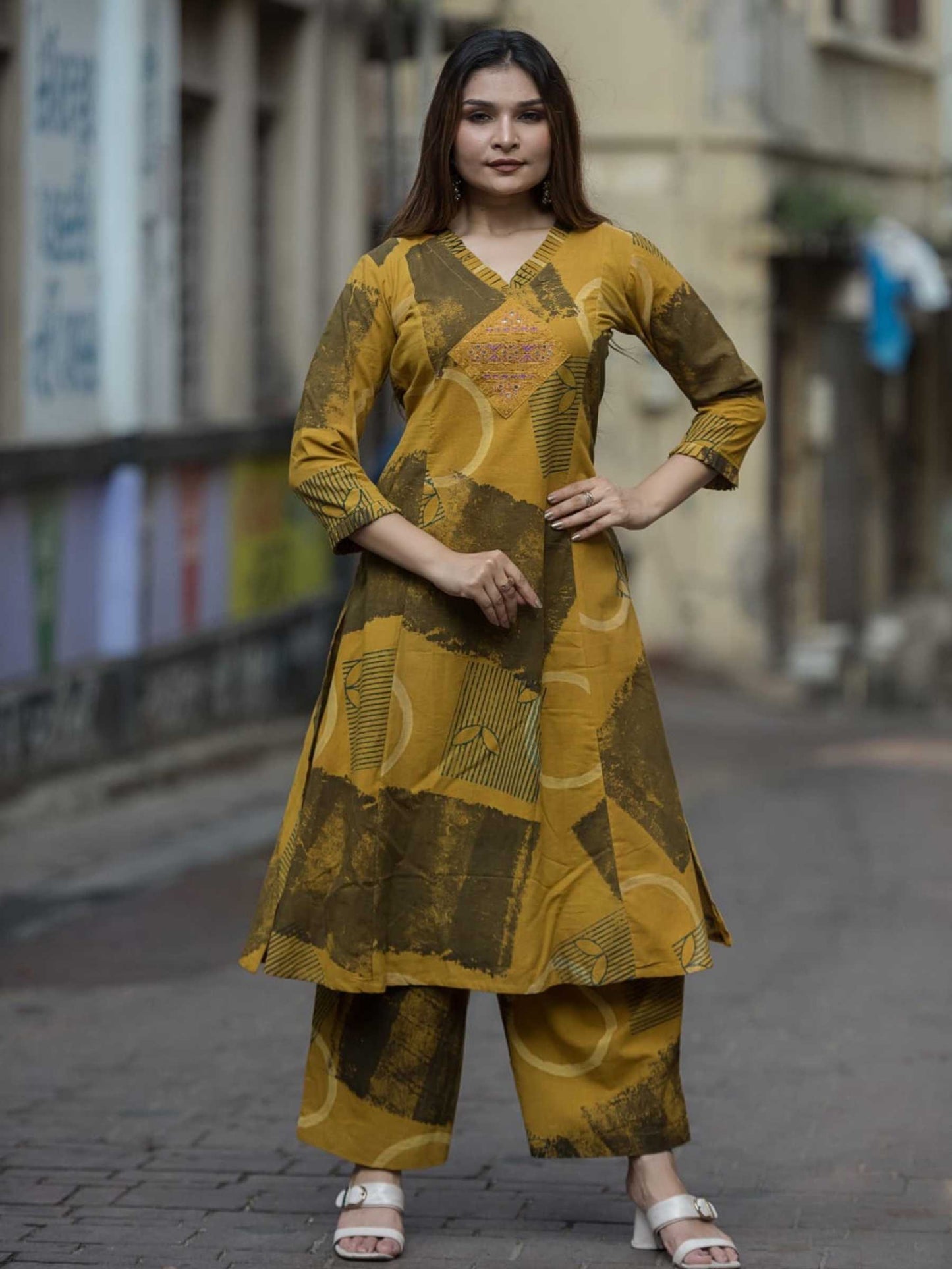 Mustard Yellow Abstract Geometric Print Pure Cotton Kurta Set – Medium to 3XL